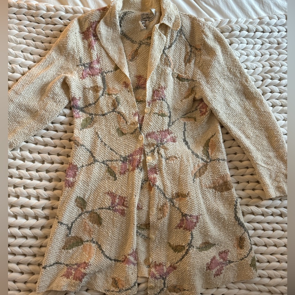 Vintage Henry bendel hand knit cardigan in ivory floral and pearl buttons